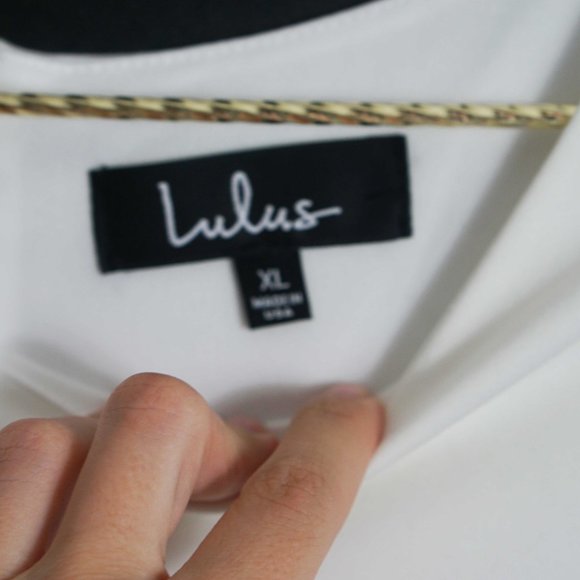 Lulu's Saved by the Belle White Bell Sleeve Bodycon Dress XL - Picture 4 of 5